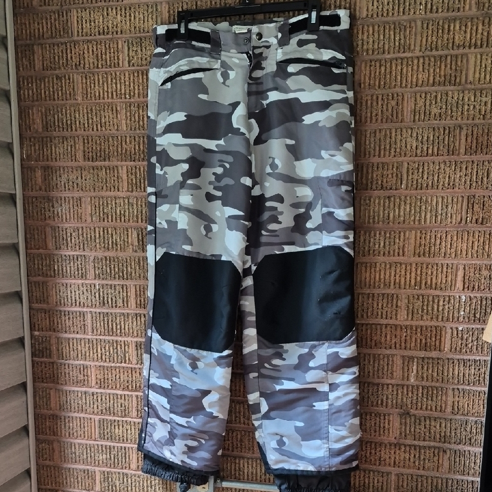 Cherokee Gray Camouflage Cargo Pants